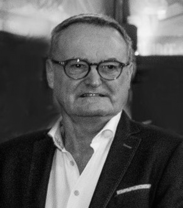 Dhr. Xavier Devolder