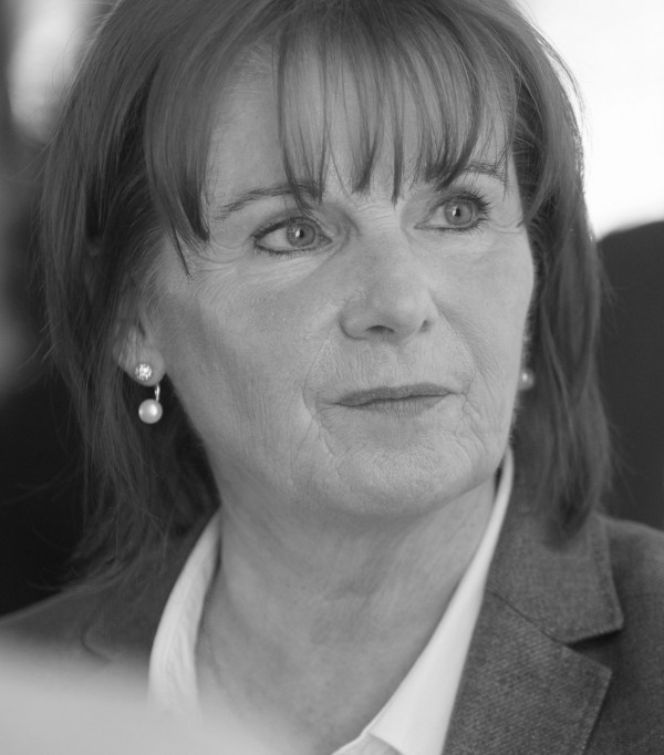 Mevr. Sabine Huysentruyt